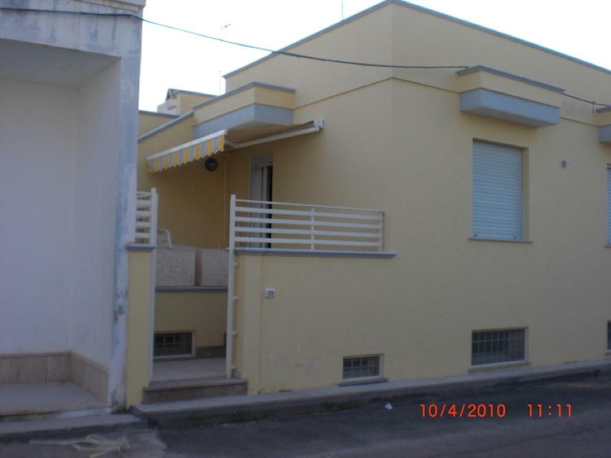 מרינה די מנקוורסה Casa Vacanze Manila מראה חיצוני תמונה