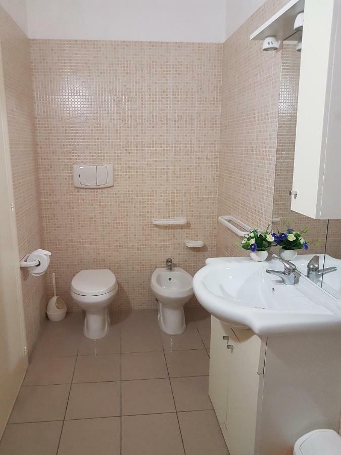 מרינה די מנקוורסה Casa Vacanze Manila מראה חיצוני תמונה
